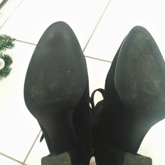 Dream Chaser Buckle Ankle Bootie - Picture 5 of 6